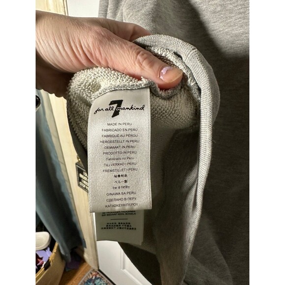 7 For All Mankind Sweater Womens Gray Contrast Ruffle Shoulder Trim Top - Picture 5 of 5